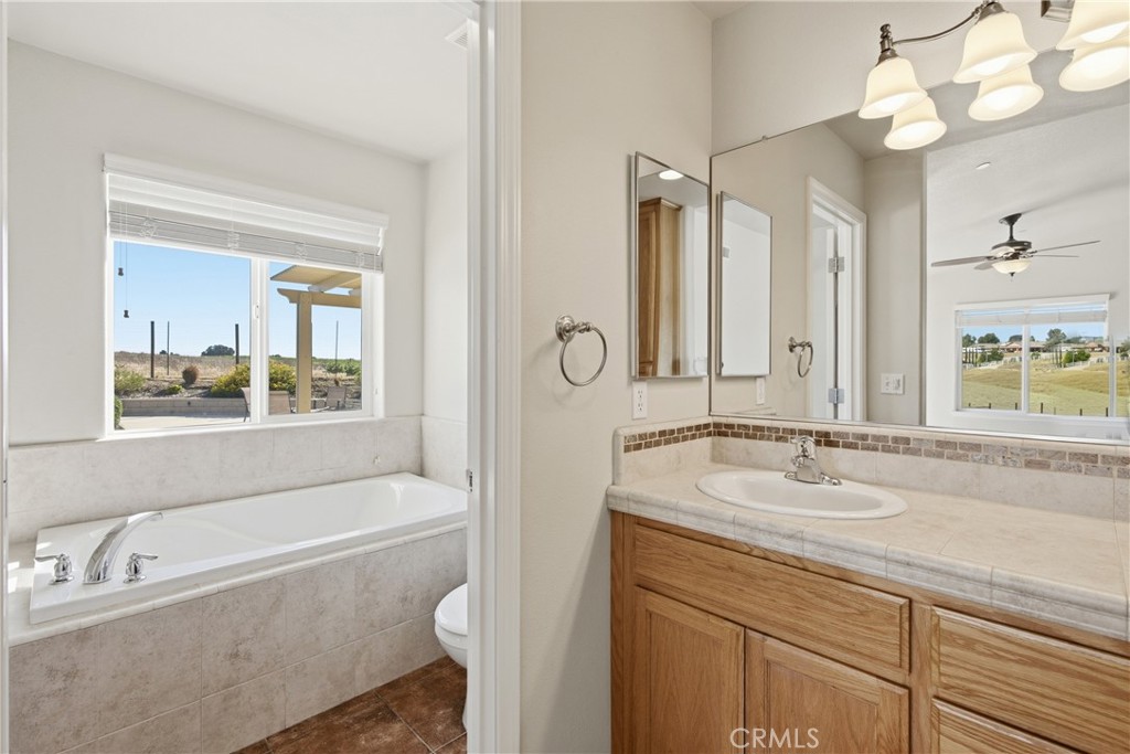 8020 Baron Way Paso Robles, CA 93446 - Photo 54 of 74