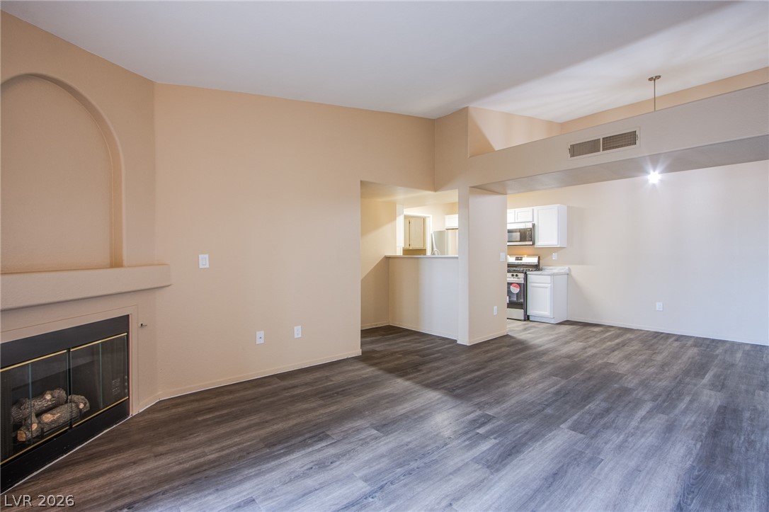 7885 West Flamingo Road, Unit 2127 Las Vegas, NV 89147 - Photo 4 of 35