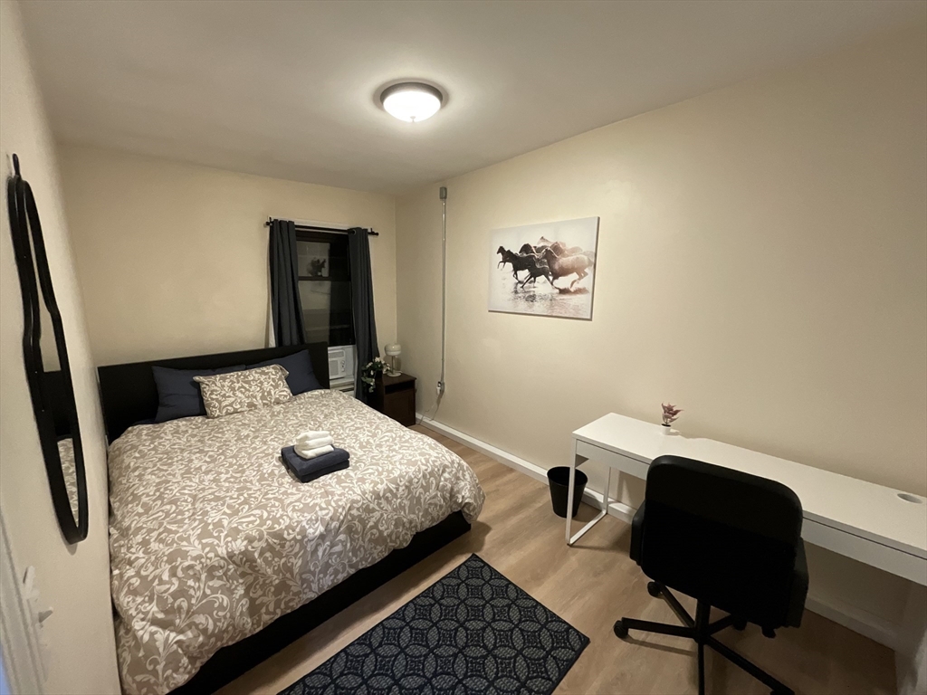 871 Harrison Avenue, Unit 3 Boston, MA 02118 - Photo 17 of 39