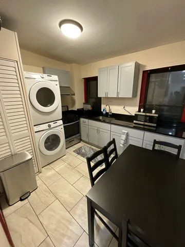 $4,200 | 871 Harrison Avenue, Unit 3, Boston, MA 02118