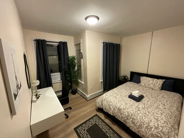 $4,200 | 871 Harrison Avenue, Unit 3, Boston, MA 02118