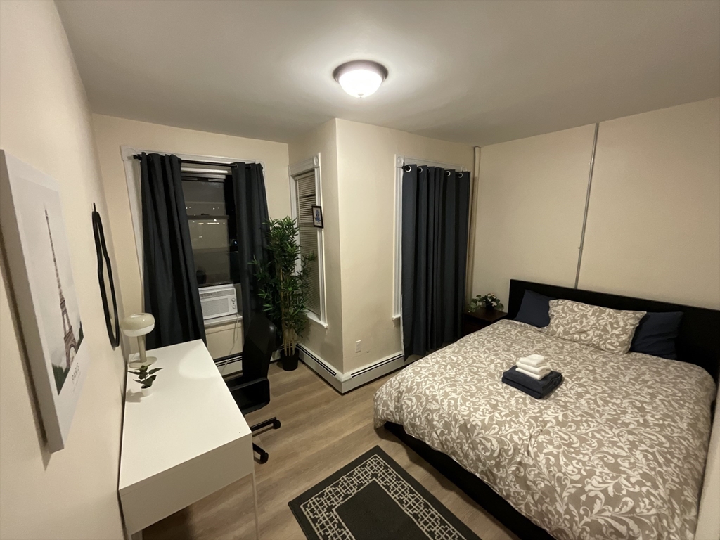 871 Harrison Avenue, Unit 3 Boston, MA 02118 - Photo 4 of 39