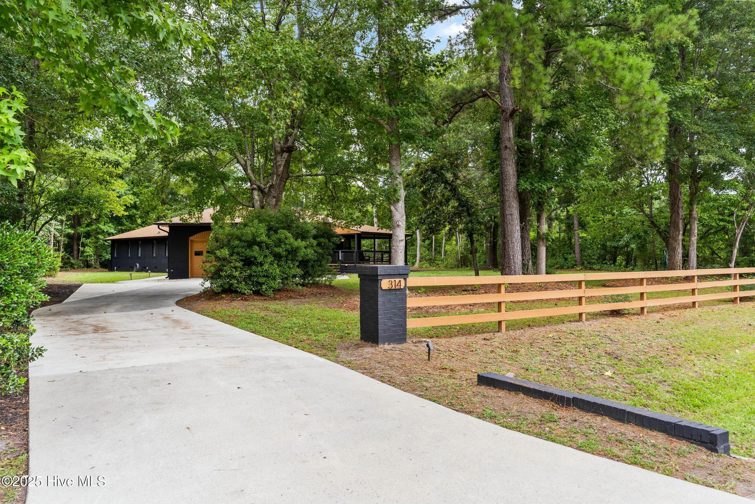 314 Long Leaf Drive Hampstead, NC 28443 - Photo 3 of 48 tempImageplCeBz