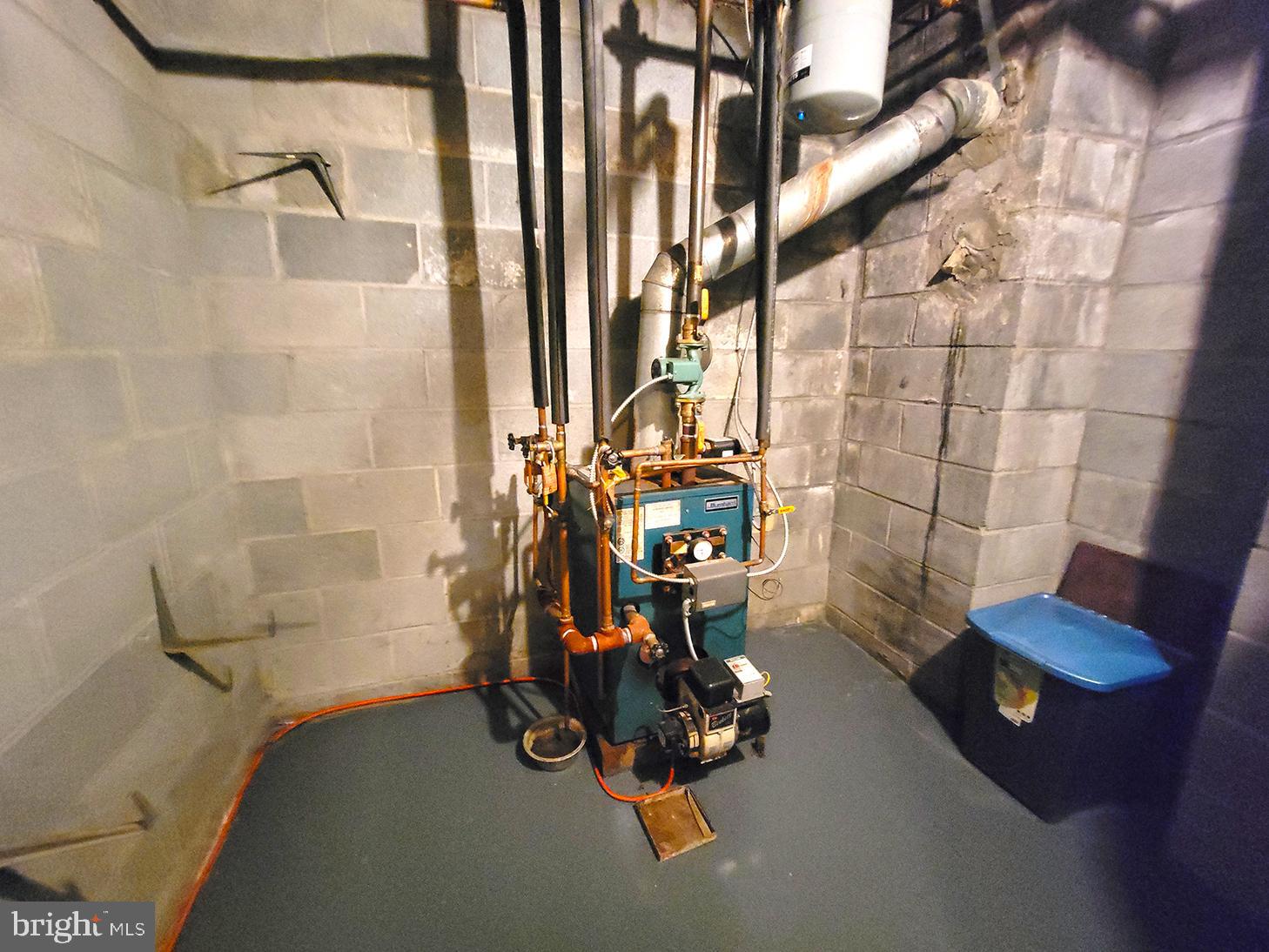 1018 Crestview Avenue Shillington, PA 19607 - Photo 37 of 47 a view of a room with gym equipment