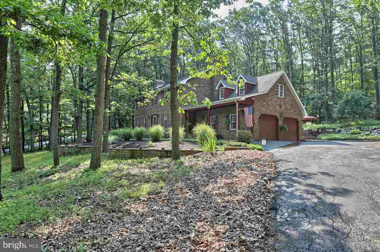 1239 Kuhn Road Boiling Springs, PA 17007 - Photo 1 of 34 Gallery Image 1