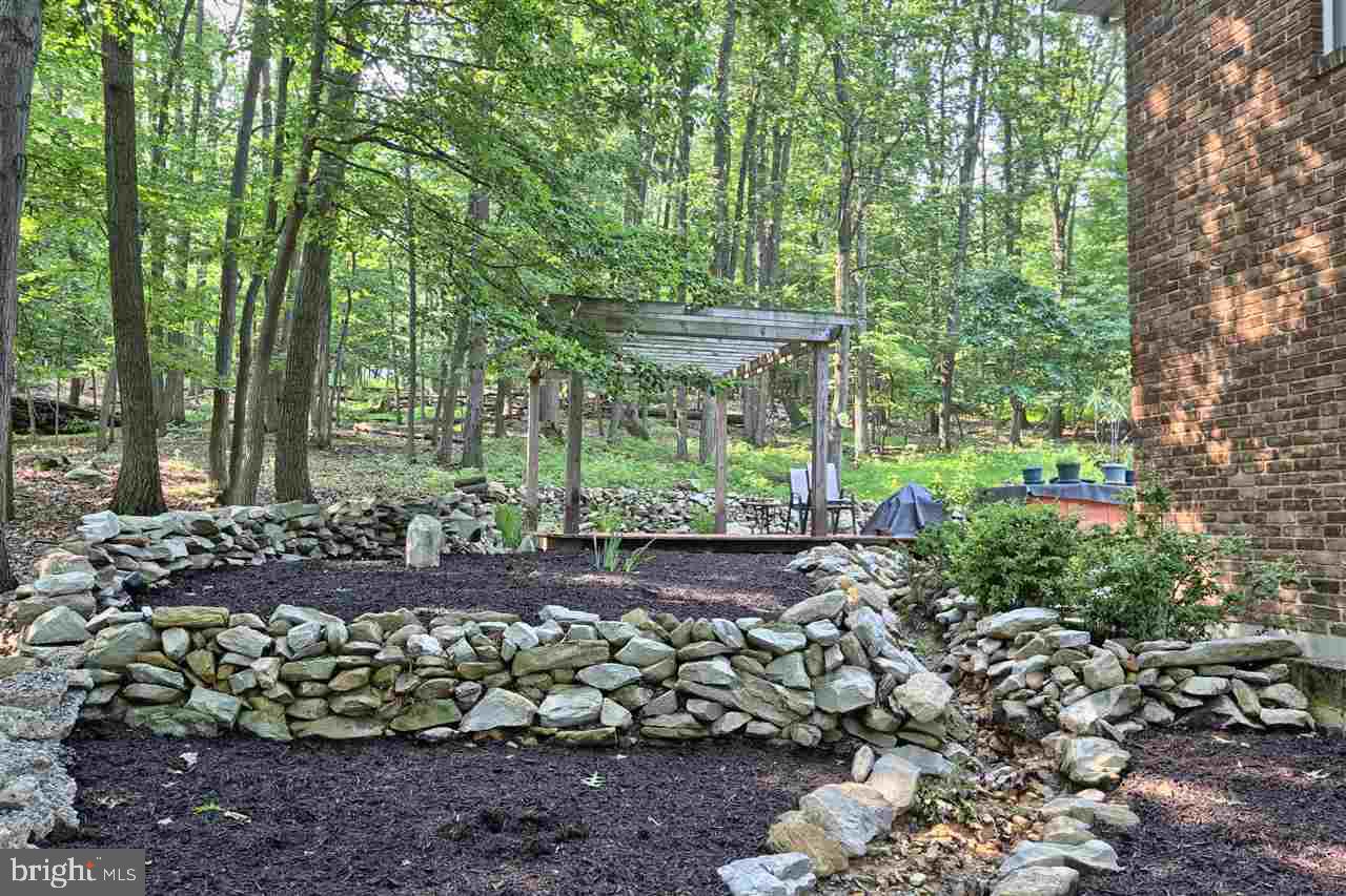 1239 Kuhn Road Boiling Springs, PA 17007 - Photo 12 of 34 Gallery Image 12