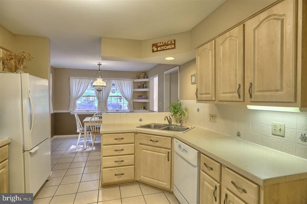 1239 Kuhn Road Boiling Springs, PA 17007 - Photo 20 of 34 Gallery Image 20