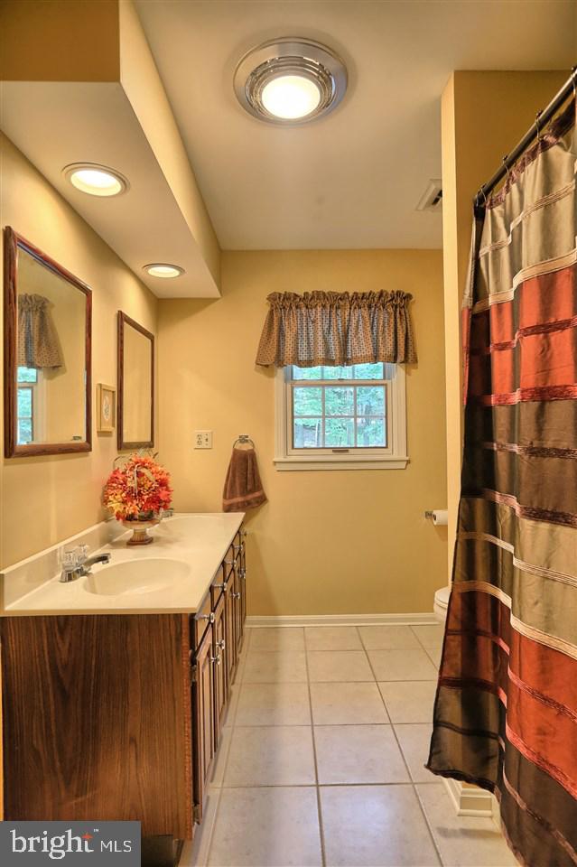 1239 Kuhn Road Boiling Springs, PA 17007 - Photo 28 of 34 Gallery Image 28