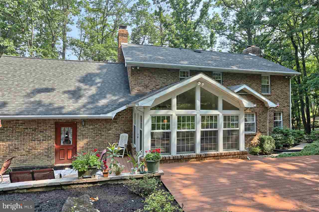 1239 Kuhn Road Boiling Springs, PA 17007 - Photo 8 of 34 Gallery Image 8