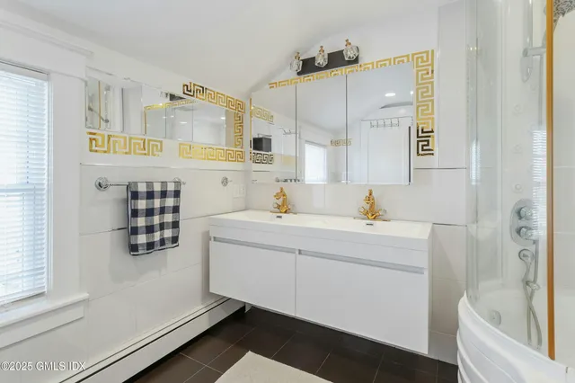 $6,900 | 602 Fairfield Avenue, Stamford, CT 06902