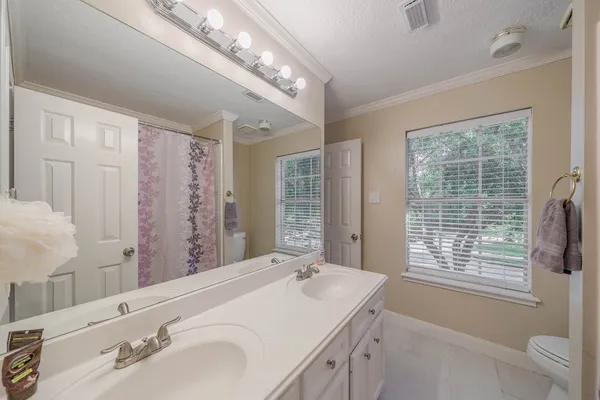 $490,000 | 3119 Scenic Elm Street, Houston, TX 77059