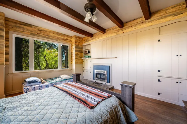 $1,400,000 | 48 Wagon Box Road, Story, WY 82842