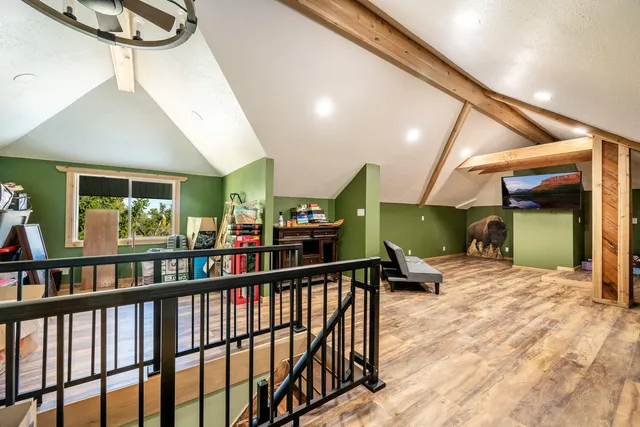 $1,400,000 | 48 Wagon Box Road, Story, WY 82842