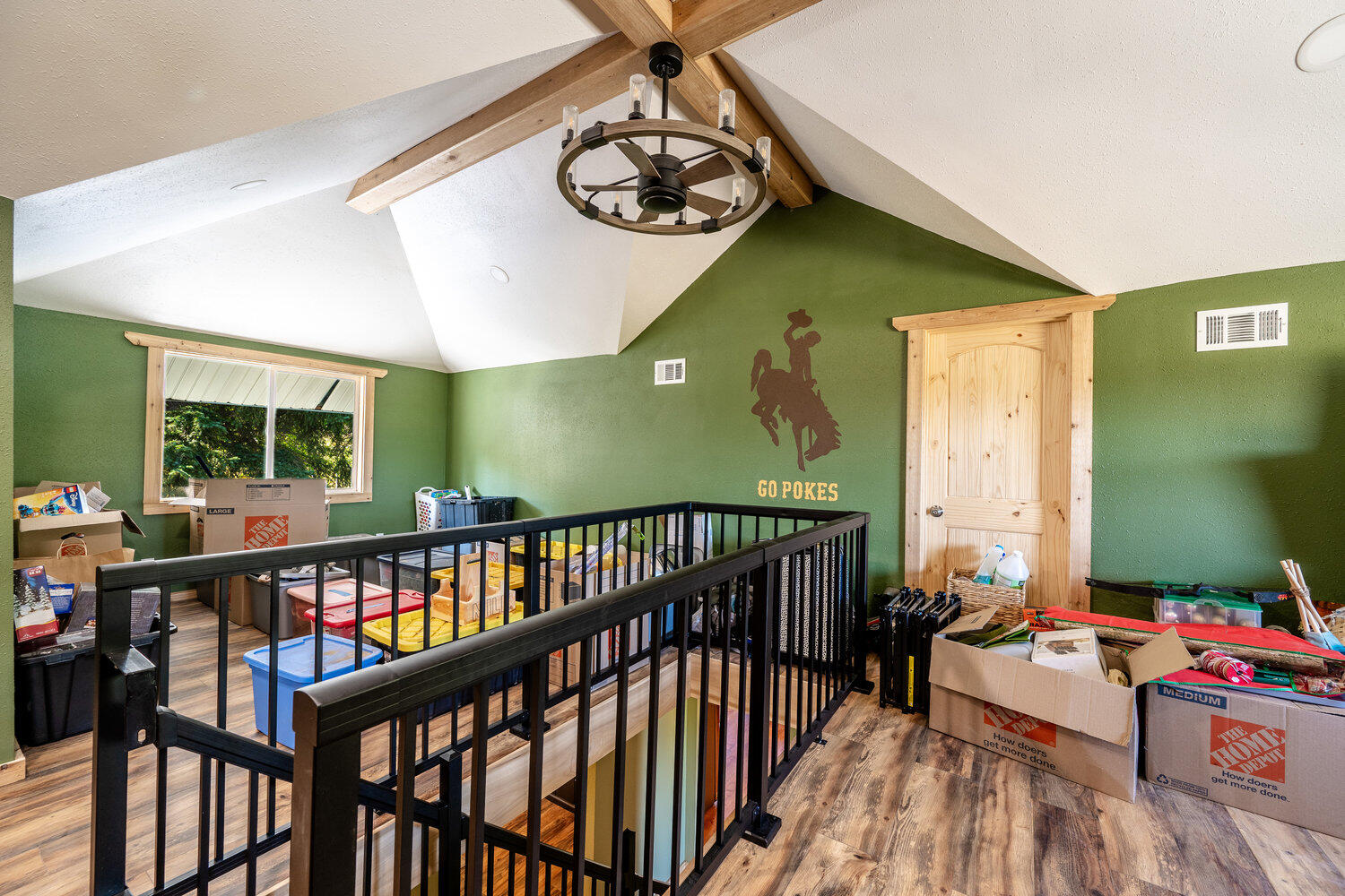 48 Wagon Box Road Story, WY 82842 - Photo 30 of 86 072_dsc_9540-hdr-edit_953