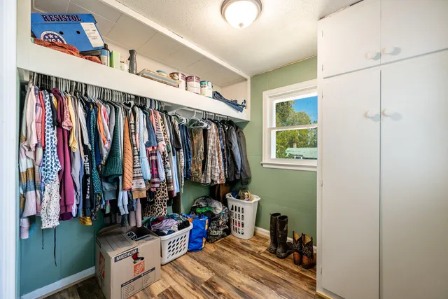 $1,400,000 | 48 Wagon Box Road, Story, WY 82842