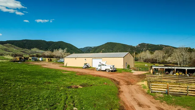 $1,400,000 | 48 Wagon Box Road, Story, WY 82842