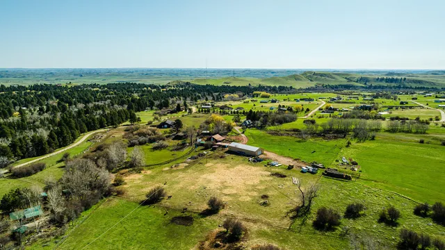 $1,400,000 | 48 Wagon Box Road, Story, WY 82842