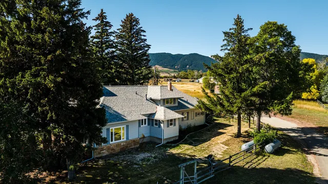 $1,400,000 | 48 Wagon Box Road, Story, WY 82842