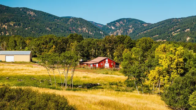 $1,400,000 | 48 Wagon Box Road, Story, WY 82842