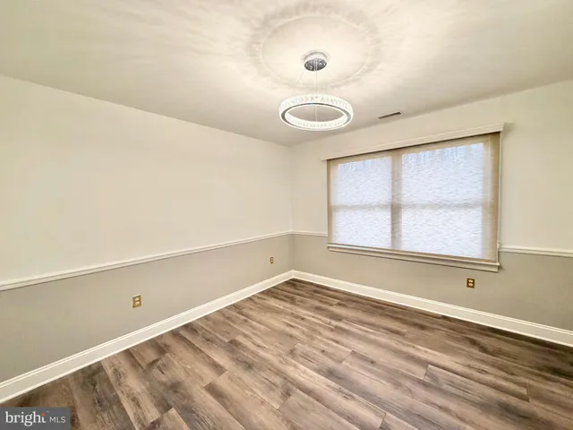 $3,200 | 9 Beechwood Lane, Unit A, Burlington, NJ 08016