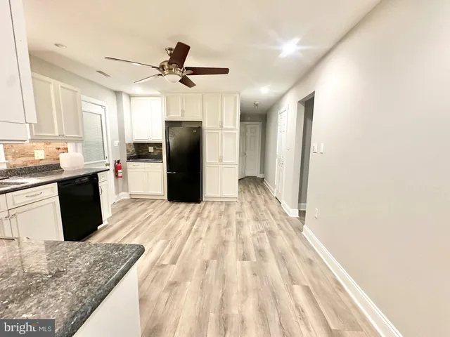 $3,200 | 9 Beechwood Lane, Unit A, Burlington, NJ 08016