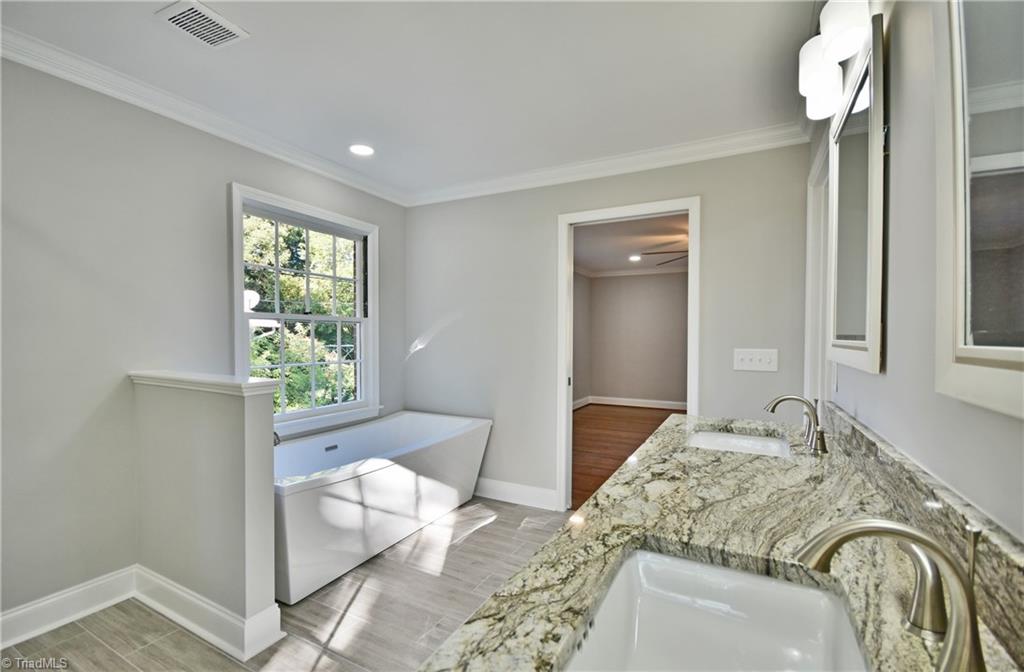 2713 Tudor Road Winston-Salem, NC 27106 - Photo 11 of 23 Gallery Image 11