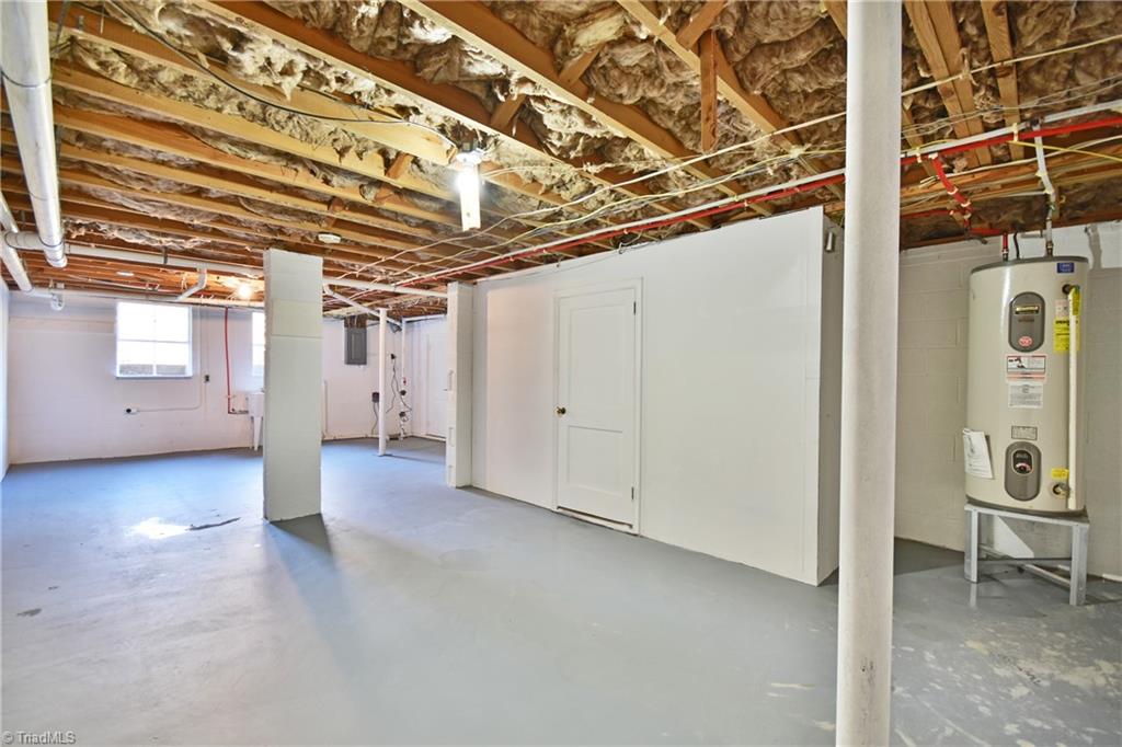 2713 Tudor Road Winston-Salem, NC 27106 - Photo 19 of 23 Gallery Image 19