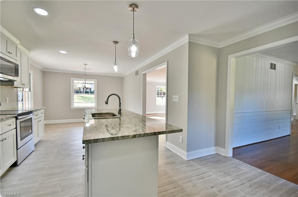 2713 Tudor Road Winston-Salem, NC 27106 - Photo 4 of 23 Gallery Image 4