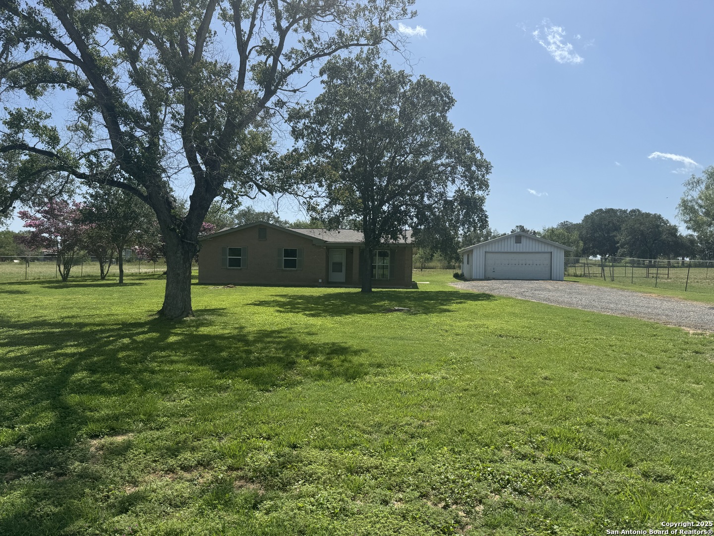 74 McCoy Lane Lytle, TX 78052 - Photo 3 of 17