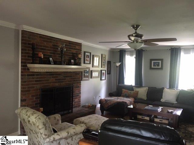 212 Roberts Farm Road Simpsonville, SC 29681 - Photo 3 of 15 Gallery Image 3