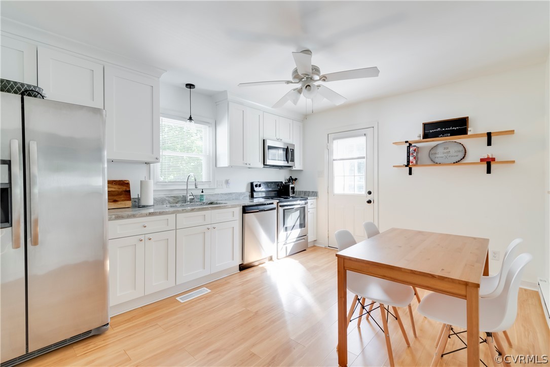 6905 Full Rack Court Midlothian, VA 23112 - Photo 3 of 22
