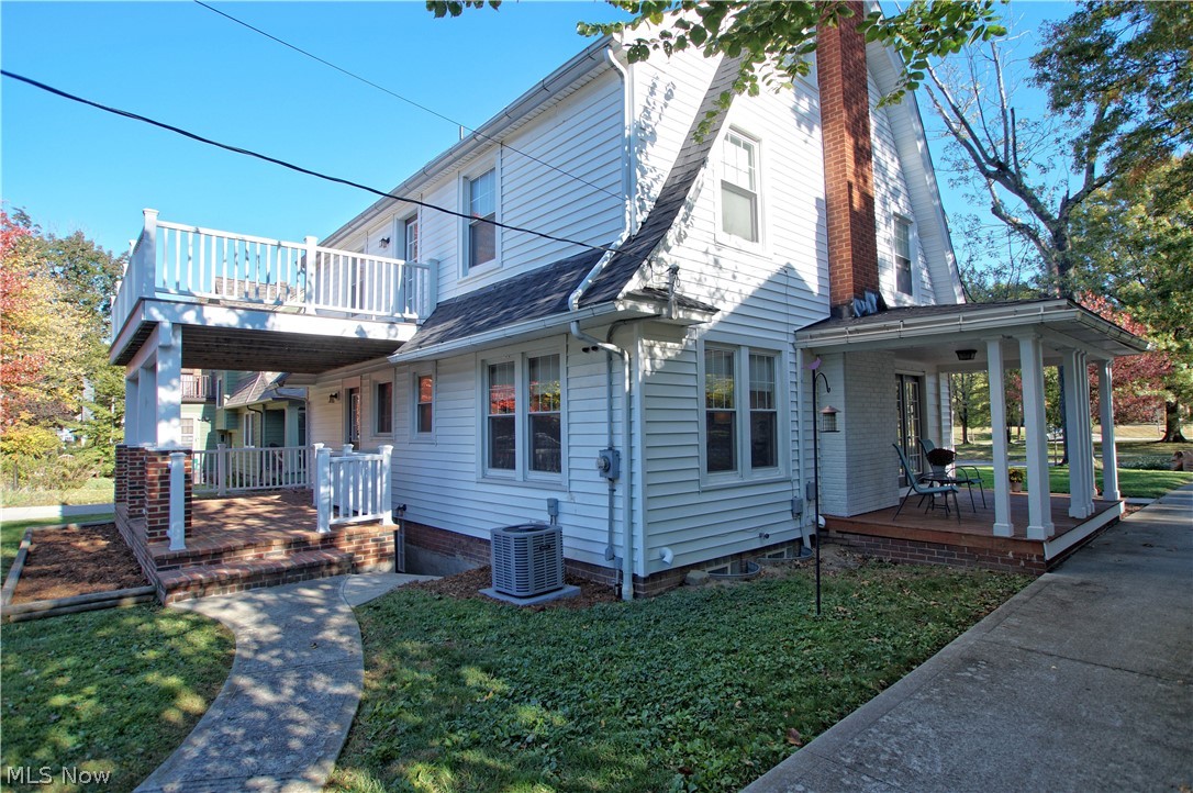 3252 Warrington Road Cleveland, OH 44120 - Photo 28 of 34