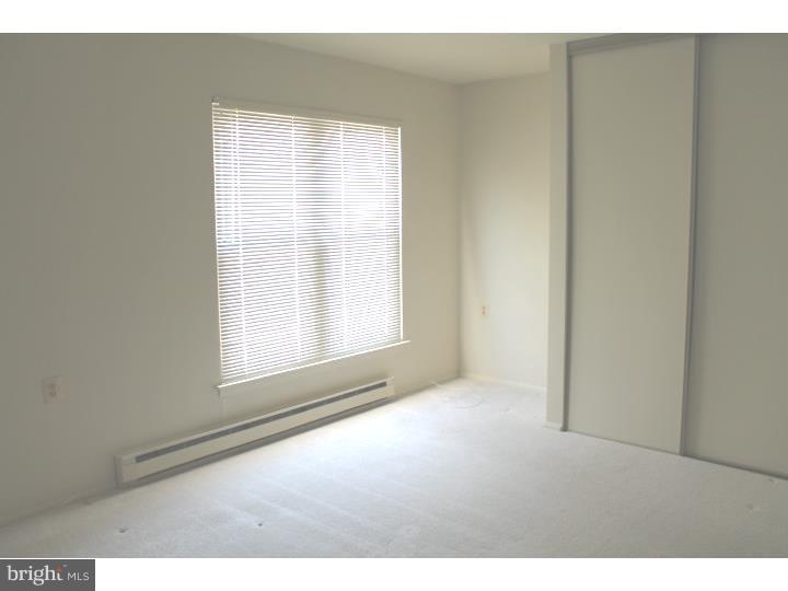 31 Windsor Road Southampton, NJ 08088 - Photo 15 of 22 Bedroom - Main