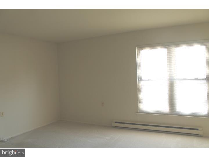 31 Windsor Road Southampton, NJ 08088 - Photo 16 of 22 Bedroom - Main