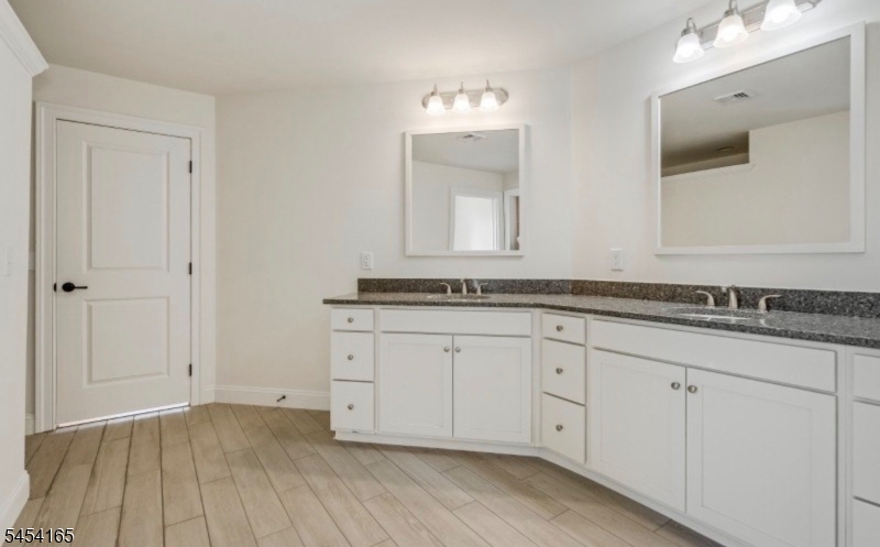 101 Hodge Road Hillsborough, NJ 08844 - Photo 15 of 19 Gallery Image 15