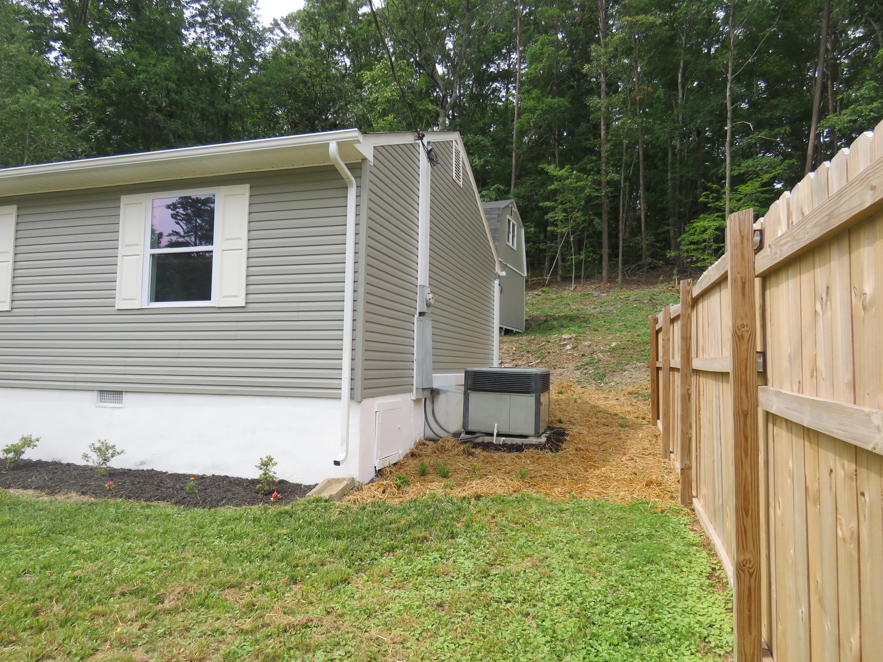 206 Alhambra Road Oak Ridge, TN 37830 - Photo 23 of 24 IMG_0065