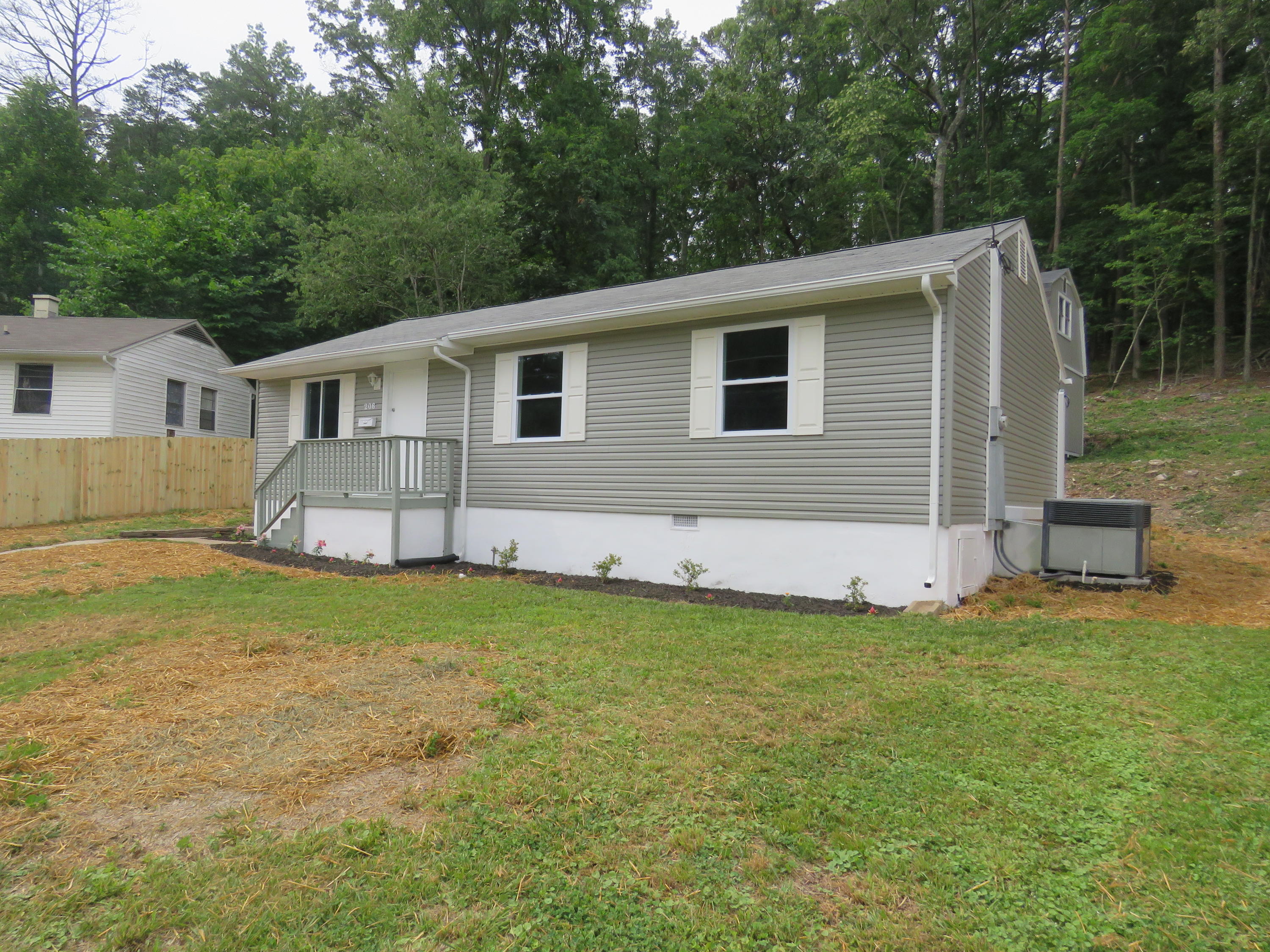 206 Alhambra Road Oak Ridge, TN 37830 - Photo 24 of 24 IMG_0066