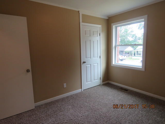 206 Alhambra Road Oak Ridge, TN 37830 - Photo 8 of 24 IMG_0050
