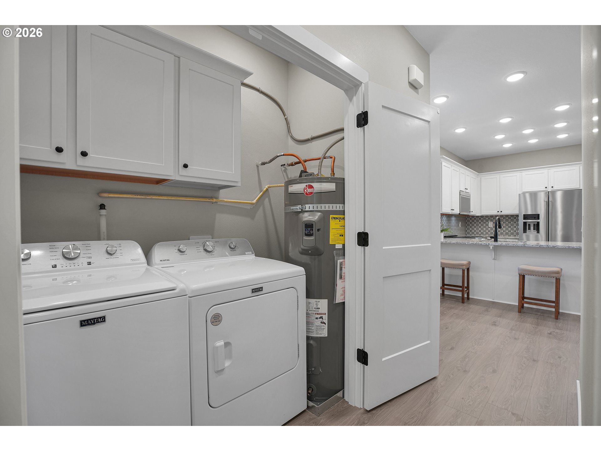 2308 Southeast Risley Avenue Milwaukie, OR 97267 - Photo 11 of 28 a utility room with dryer and washer