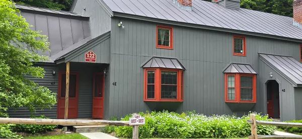 $215,000 | 122 Quechee Holw Lane, Unit 4E, Hartford, VT 05059