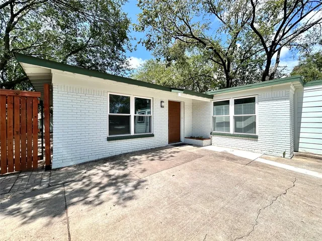 $2,300 | 2309 Devonshire Drive, Unit A/B, Austin, TX 78723