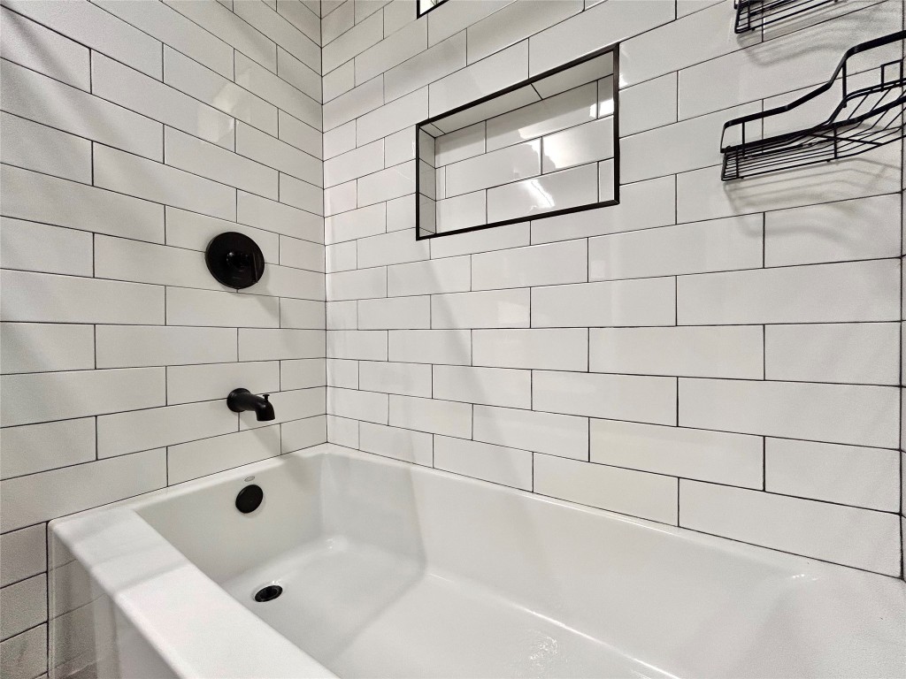 2309 Devonshire Drive, Unit A Austin, TX 78723 - Photo 24 of 39 Full bathroom with shower / bath combination