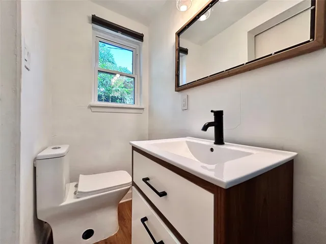 $2,400 | 2309 Devonshire Drive, Unit A/B, Austin, TX 78723