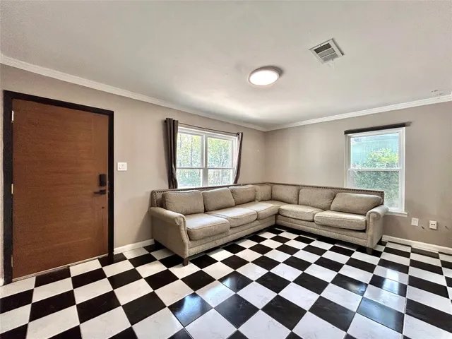 $2,400 | 2309 Devonshire Drive, Unit A/B, Austin, TX 78723