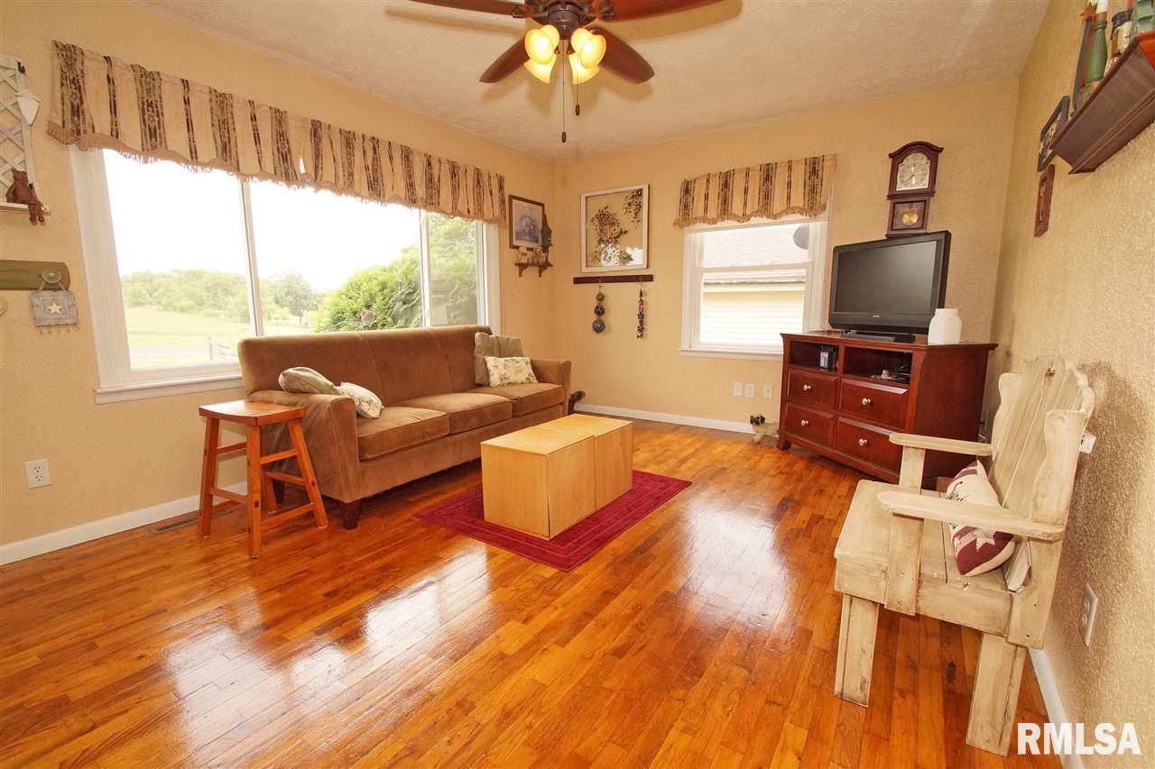 2203 North Ellory Road Peoria, IL 61604 - Photo 12 of 28 Gallery Image 12