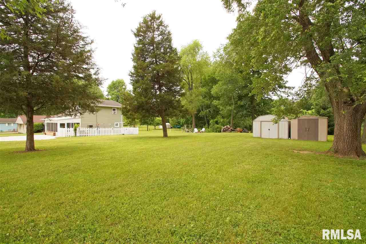 2203 North Ellory Road Peoria, IL 61604 - Photo 3 of 28 Gallery Image 3