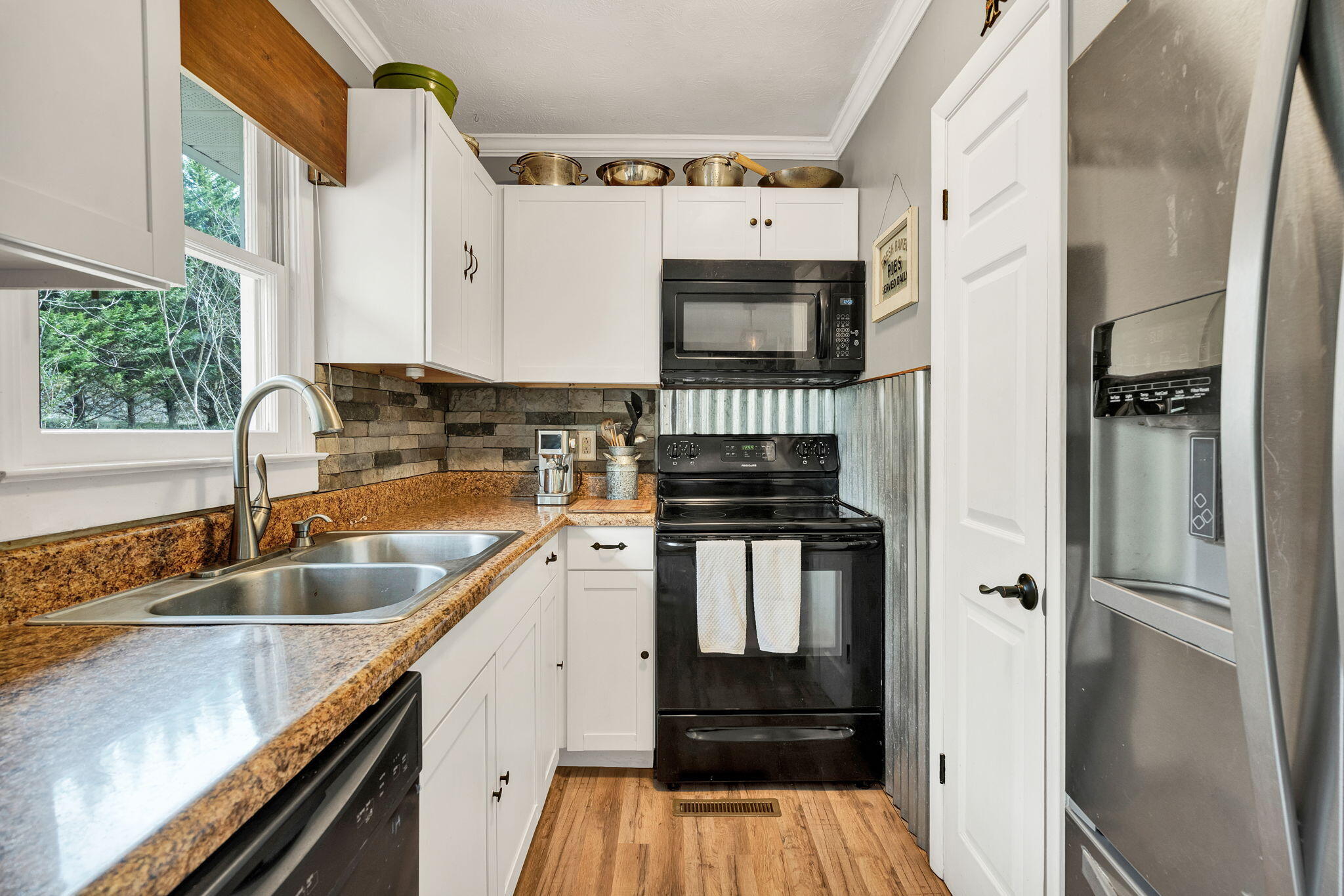 3512 Harris Road Knoxville, TN 37924 - Photo 13 of 37 17-web-or-mls-DSC05195