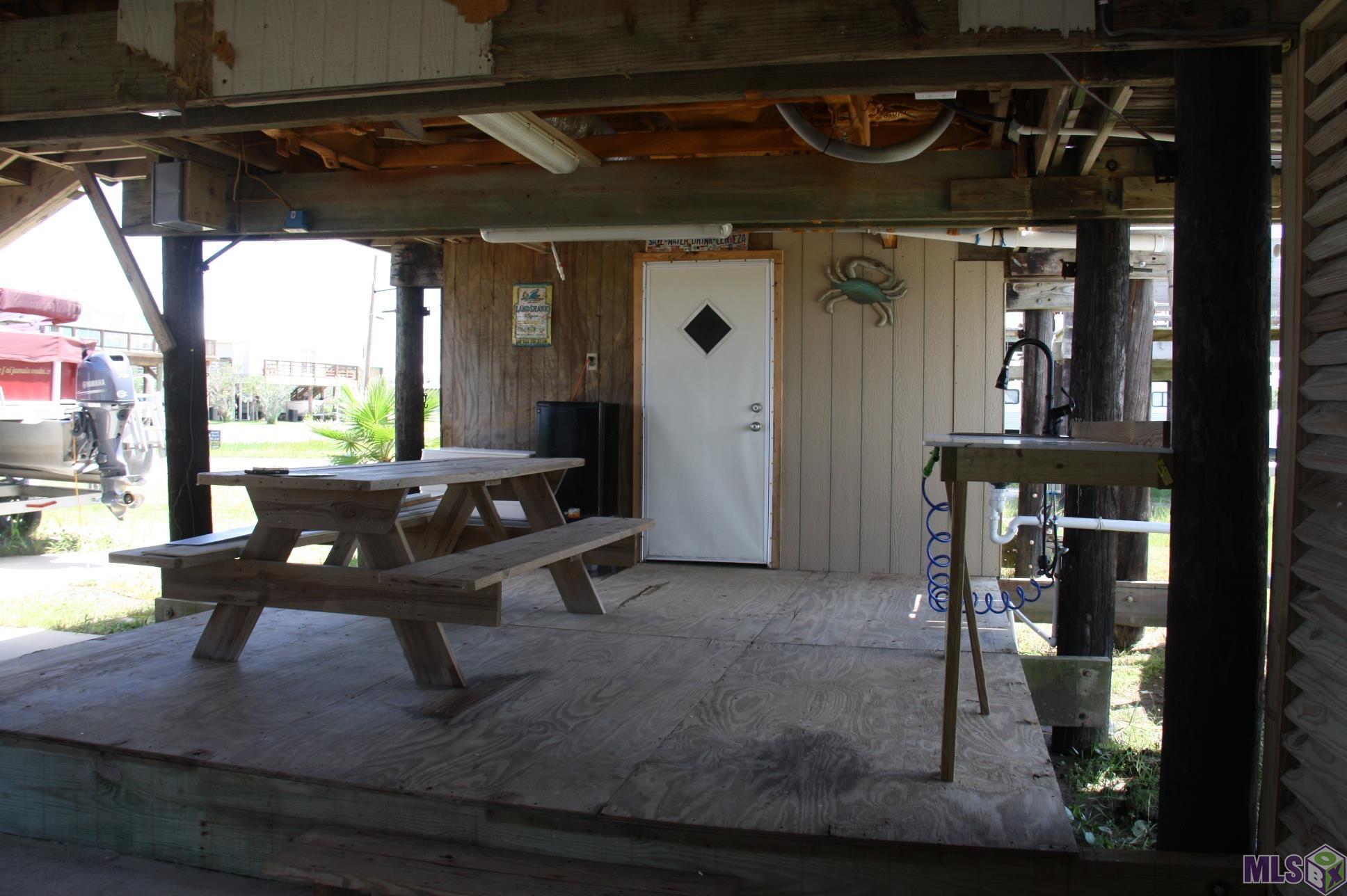 161 Raspberry Lane Grand Isle, LA 70358 - Photo 8 of 32 Gallery Image 8