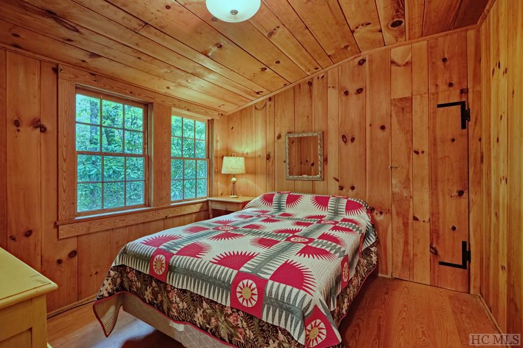 818 Flat Mountain Road Highlands, NC 28741 - Photo 15 of 20 Gallery Image 15