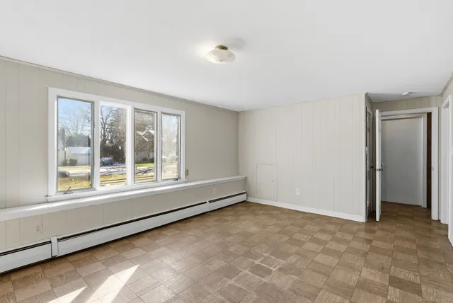 $499,999 | 8 Cherryfield Drive, West Hartford, CT 06107